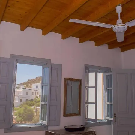 2 Bd House With Balcony & Sea View Daire Pátmos