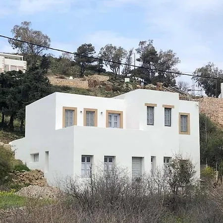 2 Bd House With Balcony & Sea View Apartment Patmos Town